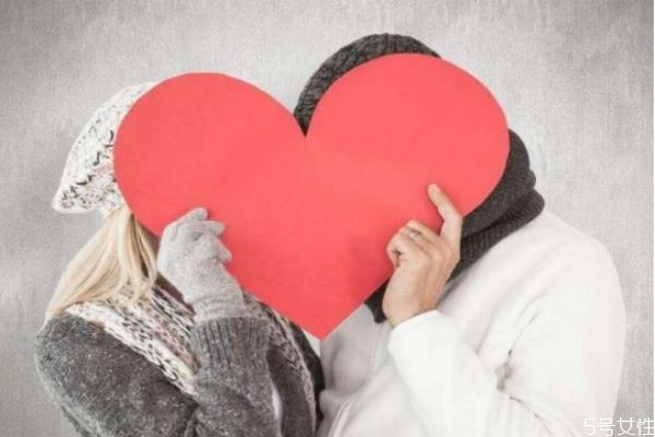 為什么女朋友會對自己說出軌了 輕浮的女人有哪些特點