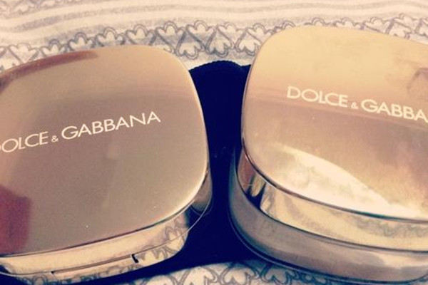 dg無暇透亮粉底霜粉質(zhì)如何 dg無暇透亮粉底霜好用嗎 dg無暇透亮粉底霜粉質(zhì)如何 dg無暇透亮粉底霜好用嗎