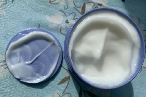 詩(shī)語蜂花發(fā)膜怎么樣 詩(shī)語蜂花發(fā)膜好用嗎 詩(shī)語蜂花發(fā)膜怎么樣 詩(shī)語蜂花發(fā)膜好用嗎