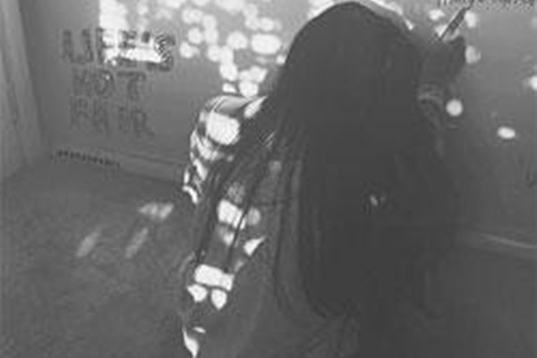 什么樣的女人出軌后不會回頭 女人出軌后不會回頭的表現(xiàn) 什么樣的女人出軌后不會回頭 女人出軌后不會回頭的表現(xiàn)