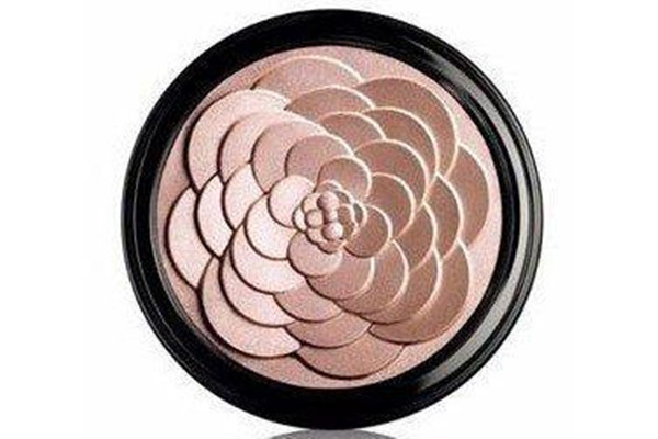 法國(guó)嬌蘭修顏蜜粉介紹 法國(guó)嬌蘭修顏蜜粉有幾個(gè)顏色 法國(guó)嬌蘭修顏蜜粉介紹 法國(guó)嬌蘭修顏蜜粉有幾個(gè)顏色