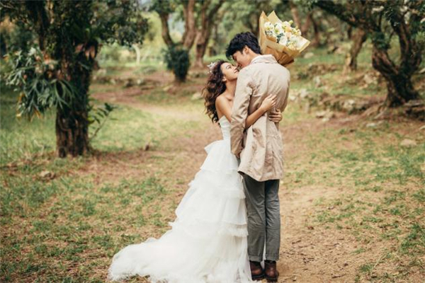 丈夫婚內跟別人生孩子怎么辦 老公和別人有了孩子怎么辦