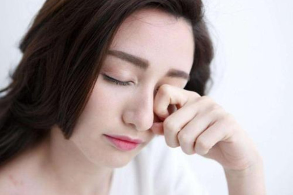 無(wú)痕去眼袋的恢復(fù)期有多久 無(wú)痕去眼袋的原理 無(wú)痕去眼袋的恢復(fù)期有多久 無(wú)痕去眼袋的原理