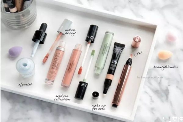 日常淡妝的正確化妝順序 長期化妝和長期不化妝的區(qū)別 日常淡妝的正確化妝順序 長期化妝和長期不化妝的區(qū)別