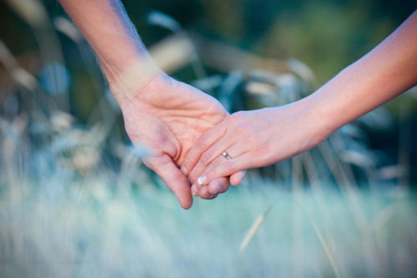 婚姻很痛苦怎么發(fā)泄 婚姻很痛苦要離婚嗎 婚姻很痛苦怎么發(fā)泄 婚姻很痛苦要離婚嗎