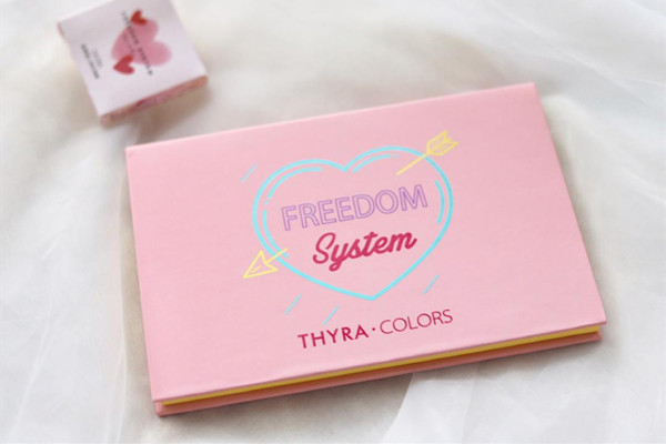 曇雅眼影好搭配嗎 曇雅眼影飛粉嗎 曇雅眼影好搭配嗎 曇雅眼影飛粉嗎