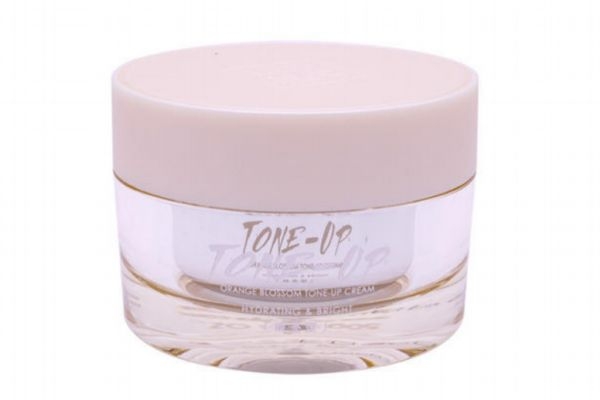 素顏霜涂完還要涂什么 素顏霜和隔離先后順序 素顏霜涂完還要涂什么 素顏霜和隔離先后順序