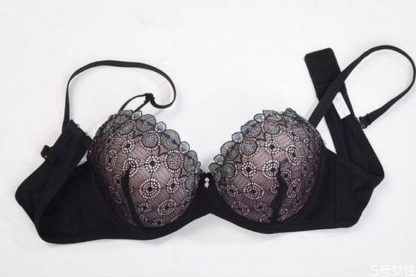 80c的文胸是36還是38 上下胸圍差10厘米穿什么碼 80c的文胸是36還是38 上下胸圍差10厘米穿什么碼