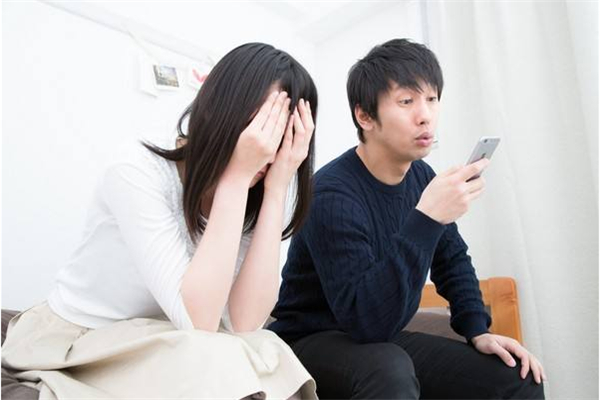 男生對前女友的心理 男生忘不了前女友的表現(xiàn) 男生對前女友的心理 男生忘不了前女友的表現(xiàn)