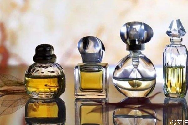 開封過的香水如何保存 香水怎么保存不會揮發(fā) 開封過的香水如何保存 香水怎么保存不會揮發(fā)