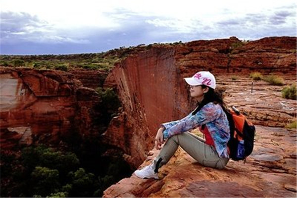 女人結(jié)婚后要獨立嗎 女人應(yīng)如何獨立自主 女人結(jié)婚后要獨立嗎 女人應(yīng)如何獨立自主