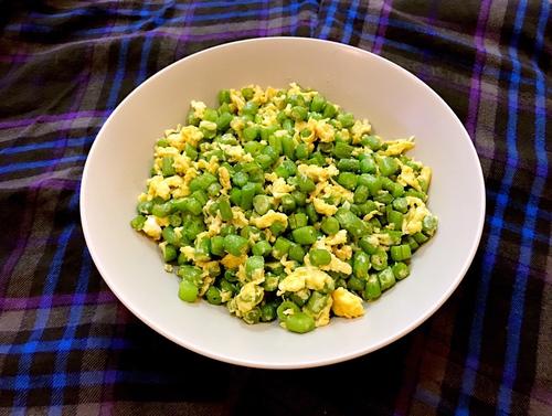 豆角炒雞蛋的做法 豆角炒雞蛋怎么做 豆角炒雞蛋的做法 豆角炒雞蛋怎么做