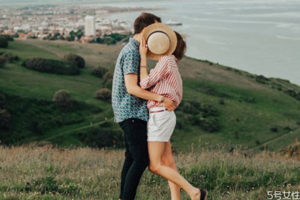 男人會懷念哪種前任 男人懷念哪類型的前女友 男人會懷念哪種前任 男人懷念哪類型的前女友