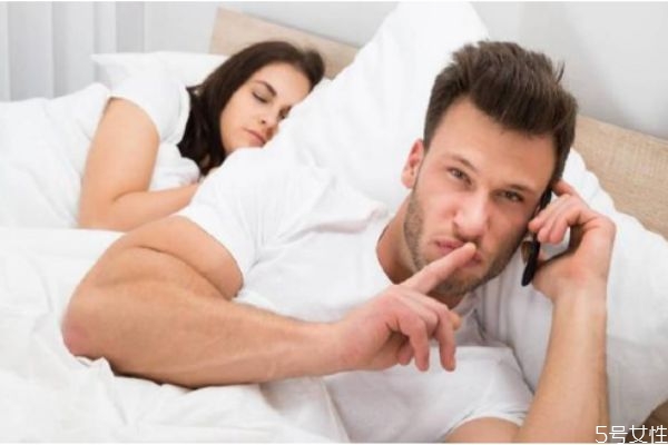 老公出軌怎么治 出軌男人最怕這三種方法對(duì)付他 老公出軌怎么治 出軌男人最怕這三種方法對(duì)付他