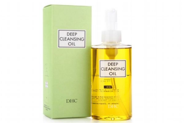 用卸妝油之前需要先洗臉嗎 卸妝油可以直接洗臉嗎 用卸妝油之前需要先洗臉嗎 卸妝油可以直接洗臉嗎