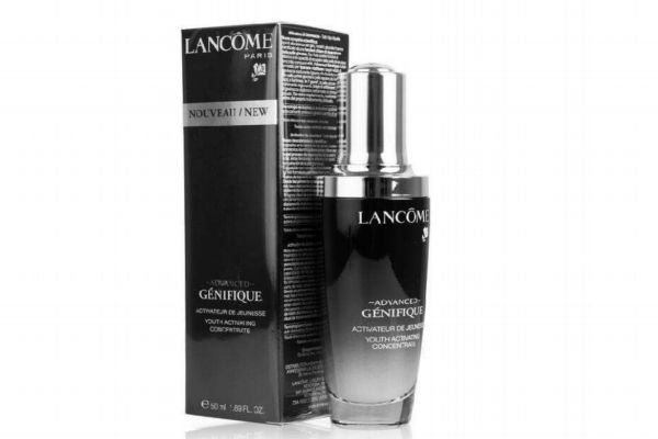 用完肌底精華液還要用精華嗎 肌底精華液和精華有區(qū)別 用完肌底精華液還要用精華嗎 肌底精華液和精華有區(qū)別