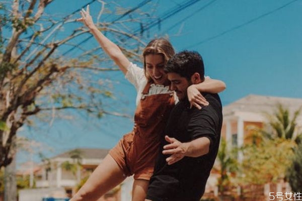 相親需要了解哪些問題 相親中必須問雙方的問題 相親需要了解哪些問題 相親中必須問雙方的問題