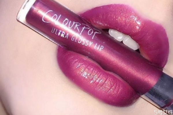 怎么涂唇釉才能不沾杯 唇釉涂抹的正確方式 怎么涂唇釉才能不沾杯 唇釉涂抹的正確方式