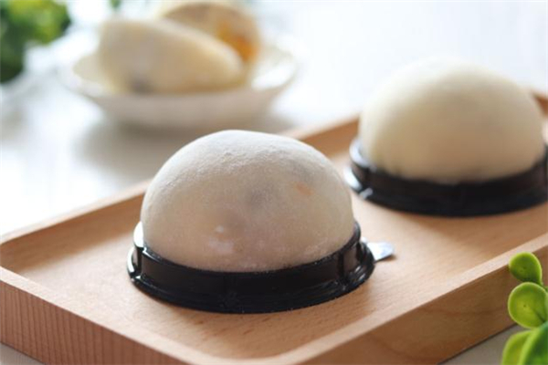 雪媚娘可以用糯米粉做嗎 雪媚娘可以用鮮奶嗎 雪媚娘可以用糯米粉做嗎 雪媚娘可以用鮮奶嗎