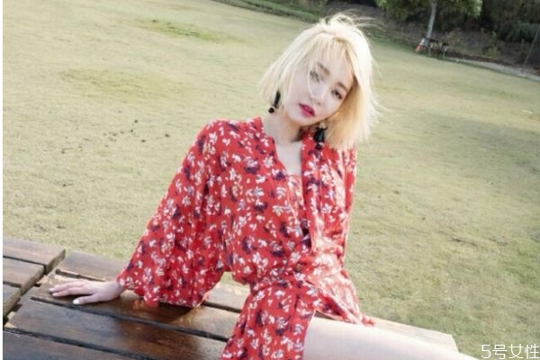 摩根燙適合多大年齡 摩根燙對(duì)細(xì)軟發(fā)質(zhì)有用嗎 摩根燙適合多大年齡 摩根燙對(duì)細(xì)軟發(fā)質(zhì)有用嗎