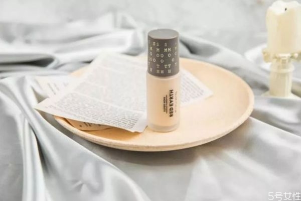 紅地球粉底液哪個國的 紅地球粉底液適合哪個皮膚 紅地球粉底液哪個國的 紅地球粉底液適合哪個皮膚