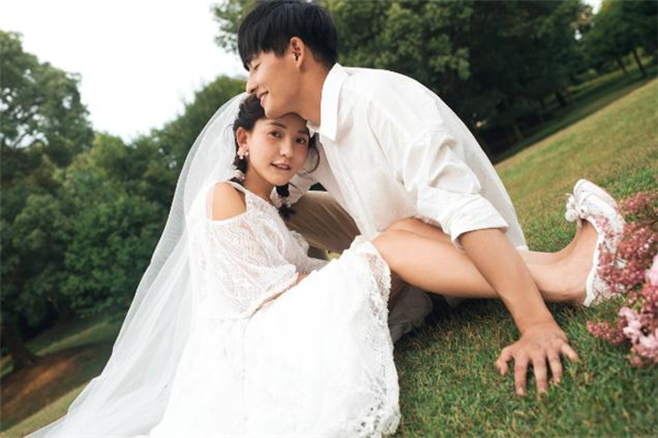 第一次約會結束后說些什么 約會后男生對你有興趣的表現(xiàn) 第一次約會結束后說些什么 約會后男生對你有興趣的表現(xiàn)