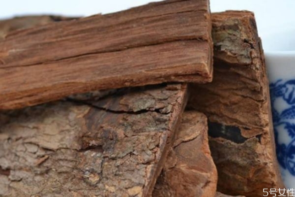 安哥拉樹皮怎么吃最好 安哥拉樹皮多少錢一克 安哥拉樹皮怎么吃最好 安哥拉樹皮多少錢一克