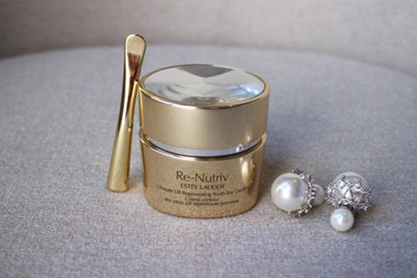 雅詩蘭黛白金級(jí)花菁萃眼霜成分 雅詩蘭黛白金級(jí)花菁萃眼霜功效