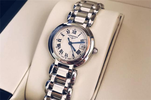 浪琴和天梭哪個檔次高 浪琴和雷達哪個檔次高 浪琴和天梭哪個檔次高 浪琴和雷達哪個檔次高