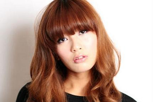 哪些咖啡色的發(fā)色好看 什么發(fā)型適合咖啡色 哪些咖啡色的發(fā)色好看 什么發(fā)型適合咖啡色