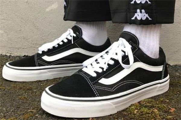 vans普通款和og區(qū)別 vans原裝鞋帶多長(zhǎng) vans普通款和og區(qū)別 vans原裝鞋帶多長(zhǎng)