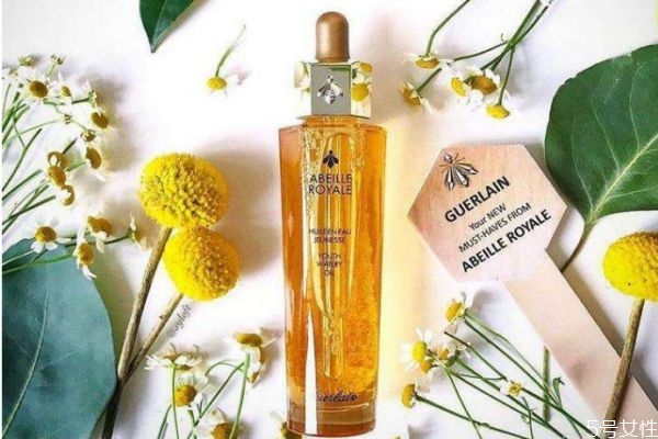 復(fù)原蜜和小棕瓶使用順序 嬌蘭復(fù)原蜜和小棕瓶一起用 復(fù)原蜜和小棕瓶使用順序 嬌蘭復(fù)原蜜和小棕瓶一起用