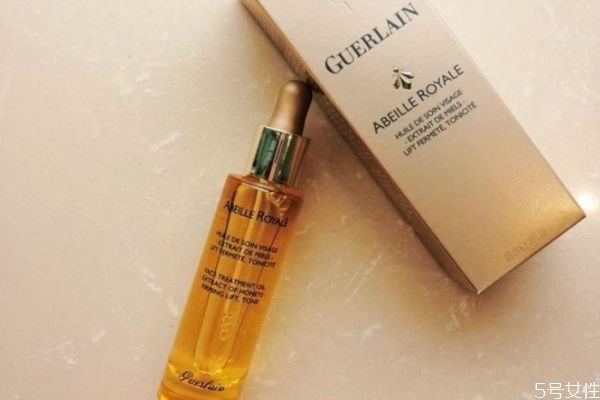 嬌蘭復(fù)原蜜適合和雙效精華哪個(gè)好 嬌蘭復(fù)原蜜和小棕瓶 嬌蘭復(fù)原蜜適合和雙效精華哪個(gè)好 嬌蘭復(fù)原蜜和小棕瓶