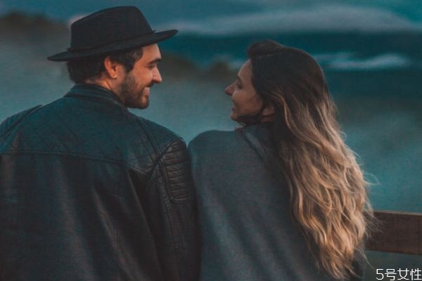 老公對(duì)我越來(lái)越冷淡怎么辦 老公冷淡如何處理 老公對(duì)我越來(lái)越冷淡怎么辦 老公冷淡如何處理