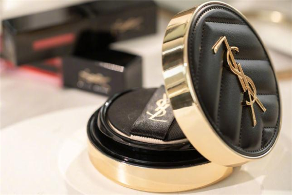 ysl皮氣墊怎么樣 ysl皮氣墊好用嗎 ysl皮氣墊怎么樣 ysl皮氣墊好用嗎