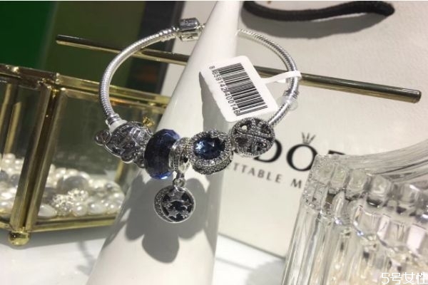 潘多拉手鏈一般穿幾顆 潘多拉珠如何搭配 潘多拉手鏈一般穿幾顆 潘多拉珠如何搭配