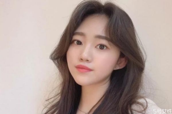 燙發(fā)后每天怎么打理 一般燙發(fā)多久變回原樣 燙發(fā)后每天怎么打理 一般燙發(fā)多久變回原樣