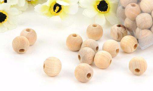 樟腦丸小孩吃了怎么辦 樟腦丸能吃嗎 樟腦丸小孩吃了怎么辦 樟腦丸能吃嗎