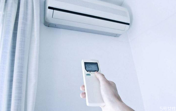 睡覺開窗好還是關(guān)窗好 冬天開窗睡覺會中風(fēng)嗎