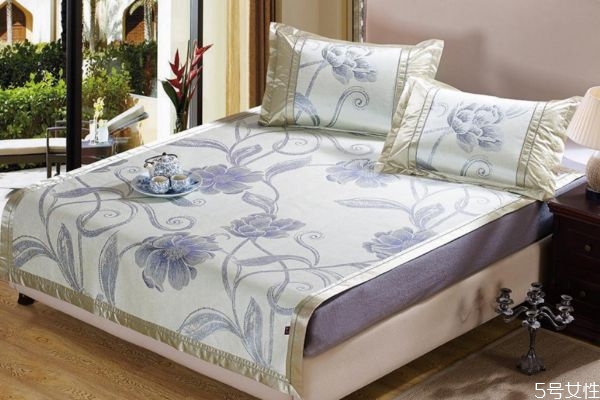 冰絲席可以烘干嗎 冰絲席怎么護理 冰絲席可以烘干嗎 冰絲席怎么護理