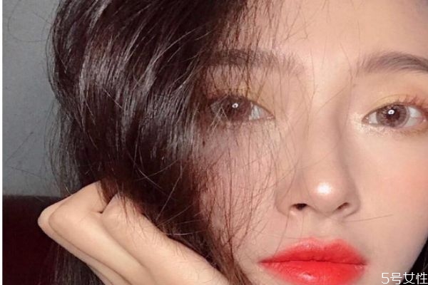 眼線筆多久用完 眼線筆不開封能放多久 眼線筆多久用完 眼線筆不開封能放多久