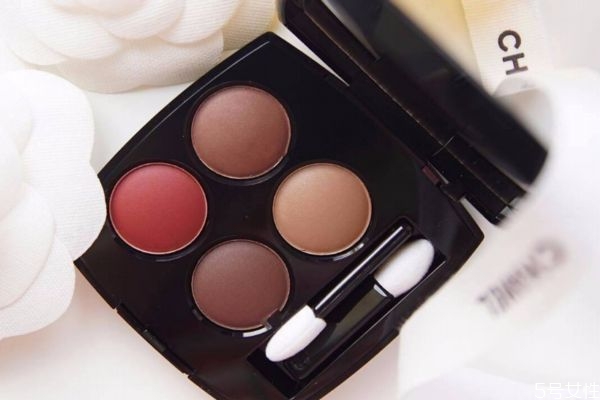 眼影質(zhì)地分幾種 各種眼影質(zhì)地的區(qū)別 眼影質(zhì)地分幾種 各種眼影質(zhì)地的區(qū)別