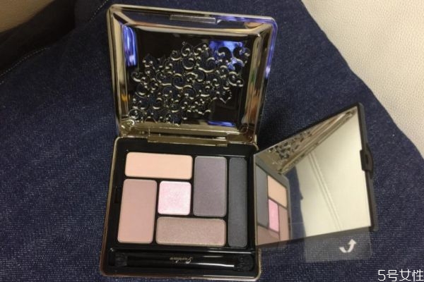 嬌蘭眼影怎么樣 嬌蘭眼影保質(zhì)期多久 嬌蘭眼影怎么樣 嬌蘭眼影保質(zhì)期多久