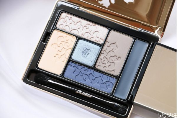 嬌蘭眼影好還是迪奧 嬌蘭眼影價(jià)格多少錢