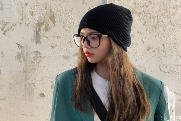 針織帽買什么顏色好 針織帽買大了怎么辦 針織帽買什么顏色好 針織帽買大了怎么辦