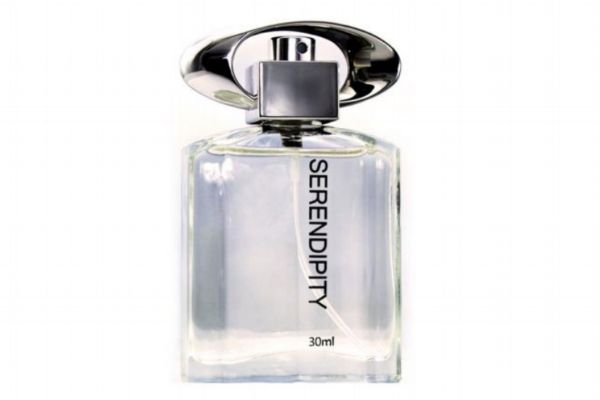 精油可以當(dāng)香水用嗎 精油與香水的區(qū)別 精油可以當(dāng)香水用嗎 精油與香水的區(qū)別