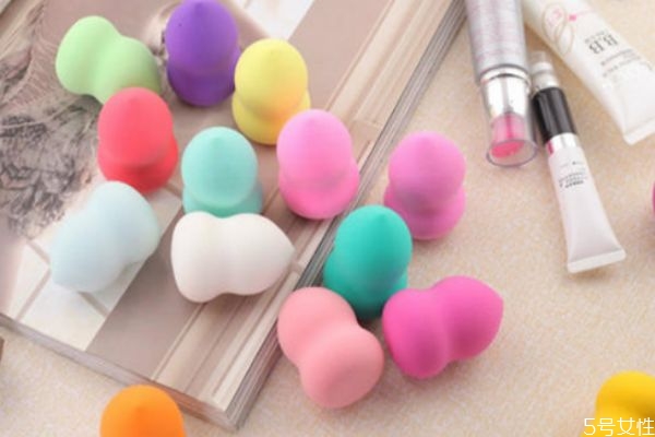 新美妝蛋第一次怎么洗 如何清洗美妝蛋 新美妝蛋第一次怎么洗 如何清洗美妝蛋