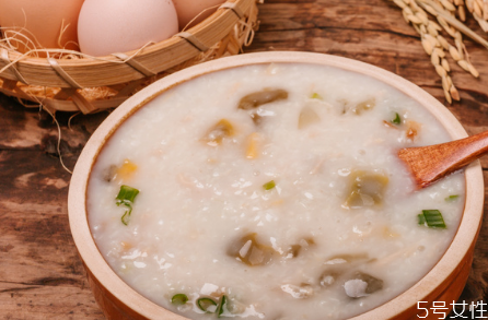 小月子多久可以同房 小月子飲食注意事項(xiàng) 小月子多久可以同房 小月子飲食注意事項(xiàng)