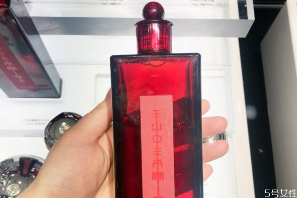 補水和保濕哪個重要 基礎補水和深層補水區(qū)別 補水和保濕哪個重要 基礎補水和深層補水區(qū)別