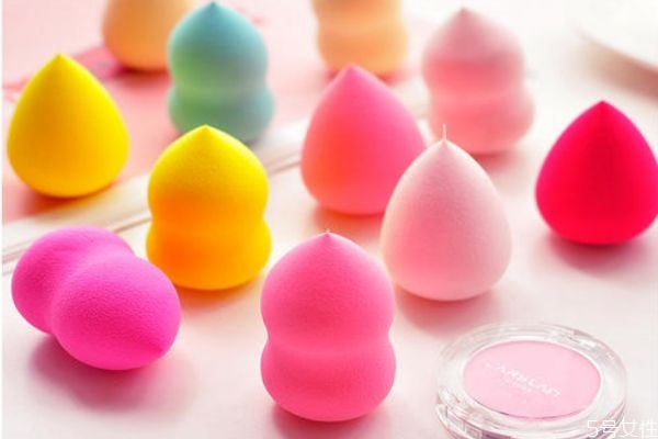 葫蘆粉撲第一次怎么用 使用葫蘆粉撲的注意事項 葫蘆粉撲第一次怎么用 使用葫蘆粉撲的注意事項